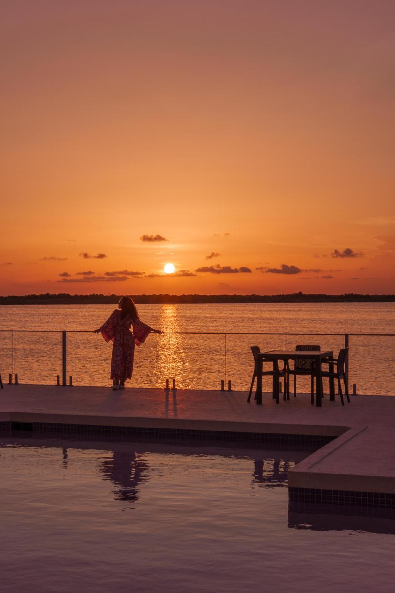 Hotel Sunset Caribe Belize San Pedro  Esterno foto